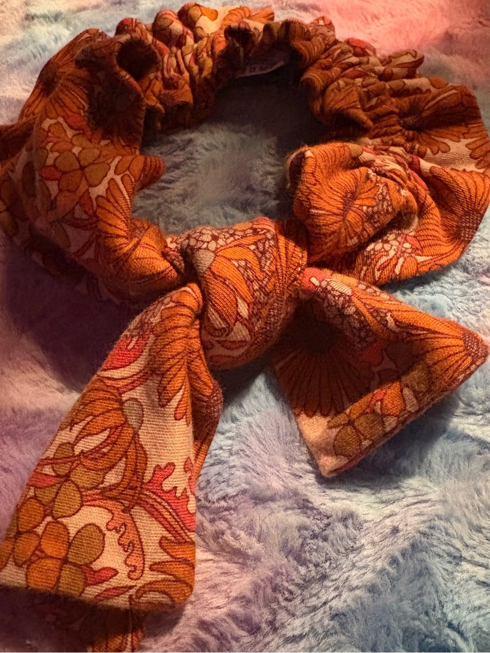 Kate Quinn girls size large daisy woodrose bow